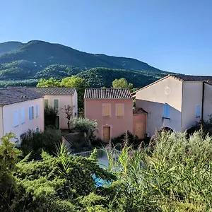 Maisonnette Dans Domaine Avec Piscine à Nyons, Pays Des Olives , Nyons France